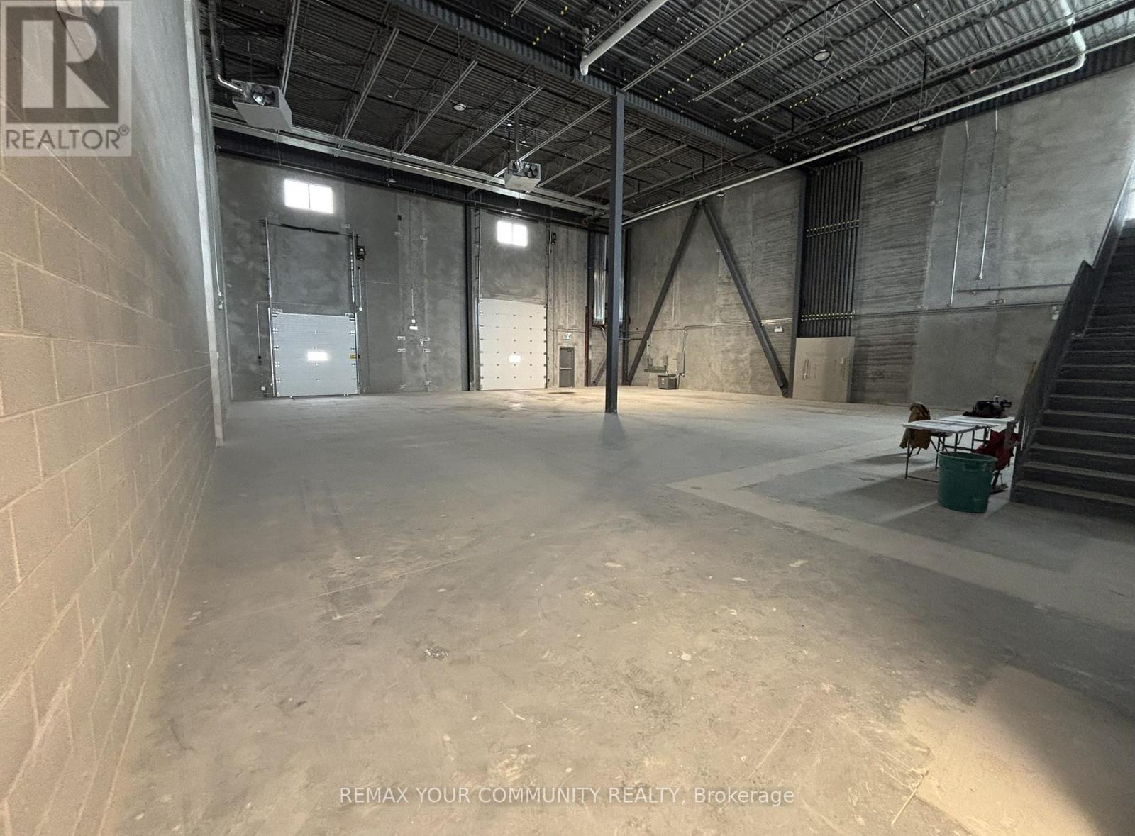 Unit 1 - 135 Addison Hall Circle, Aurora, Ontario L4G 3X8 - Photo 12 - N13153972