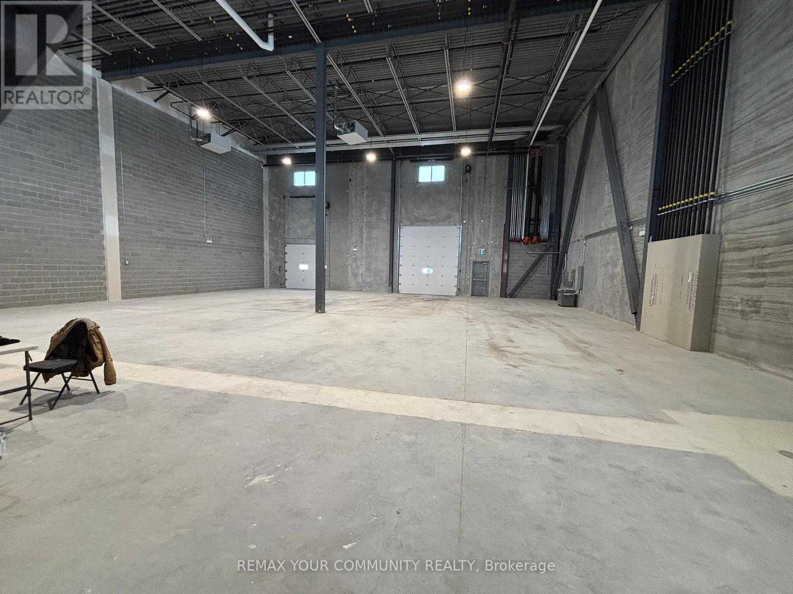 Unit 1 - 135 Addison Hall Circle, Aurora, Ontario L4G 3X8 - Photo 13 - N13153972