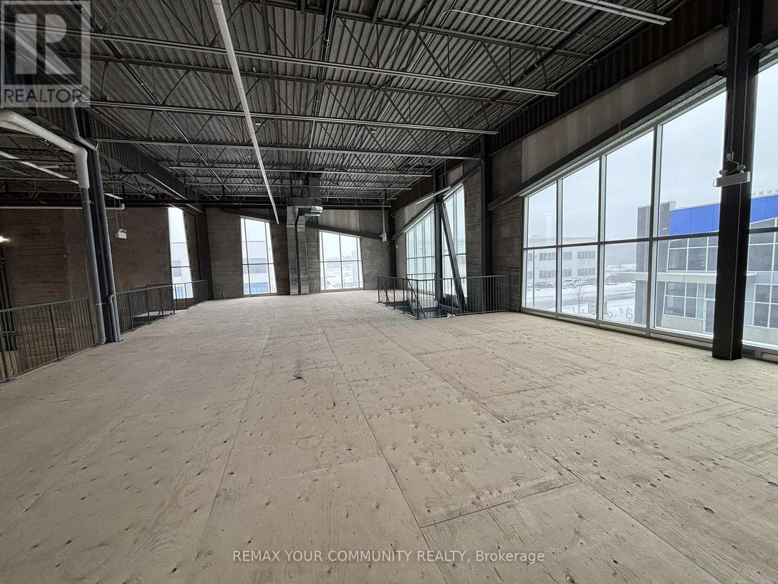 Unit 1 - 135 Addison Hall Circle, Aurora, Ontario L4G 3X8 - Photo 24 - N13153972