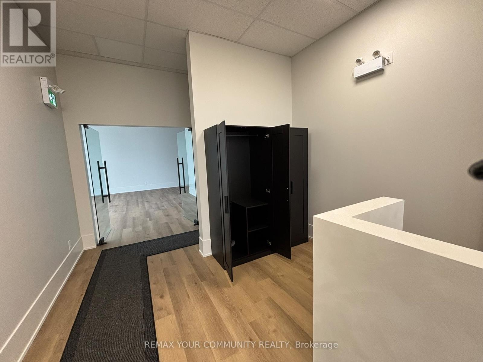 Unit 1 - 135 Addison Hall Circle, Aurora, Ontario L4G 3X8 - Photo 5 - N13153972