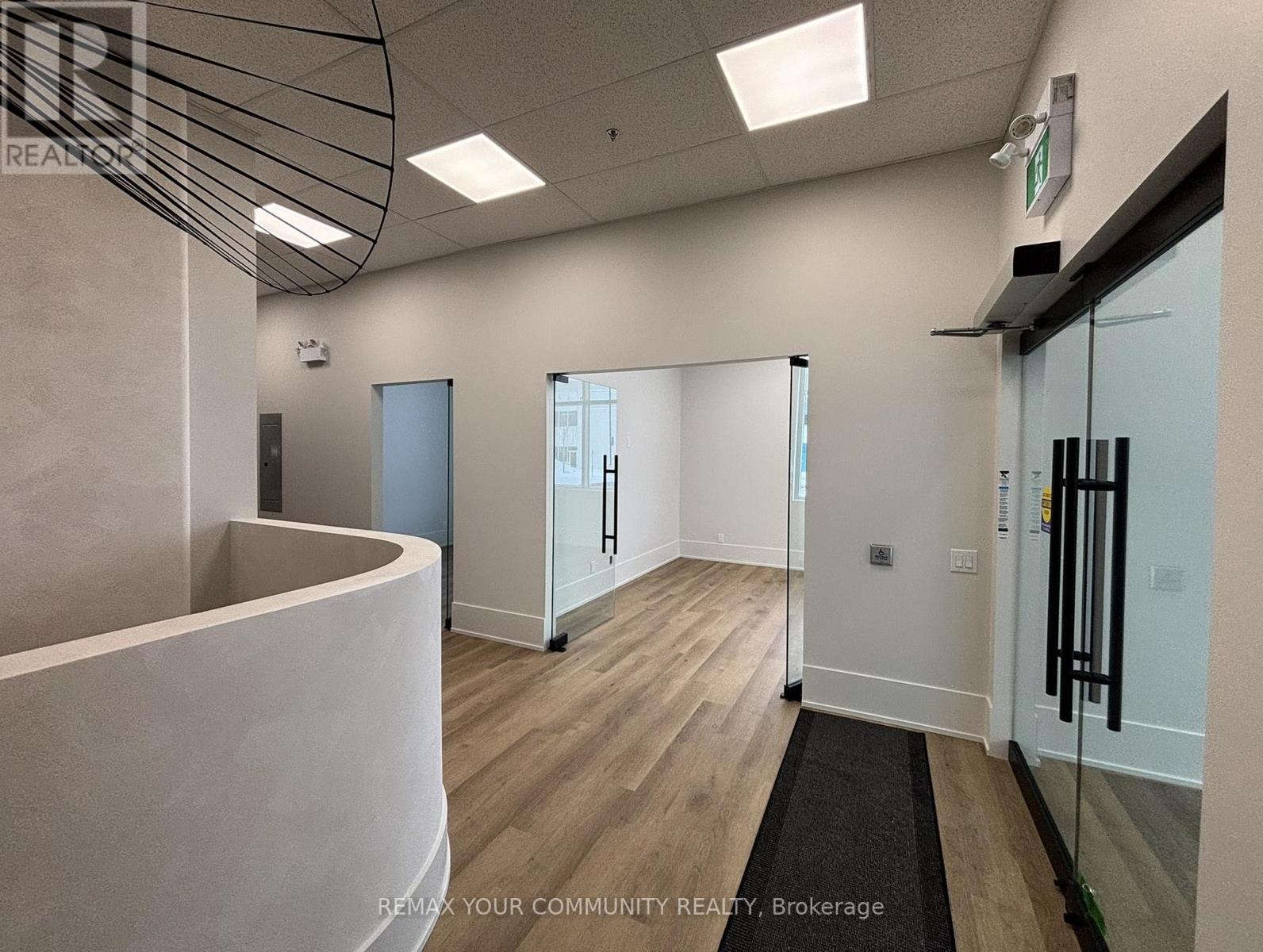 Unit 1 - 135 Addison Hall Circle, Aurora, Ontario L4G 3X8 - Photo 6 - N13153972