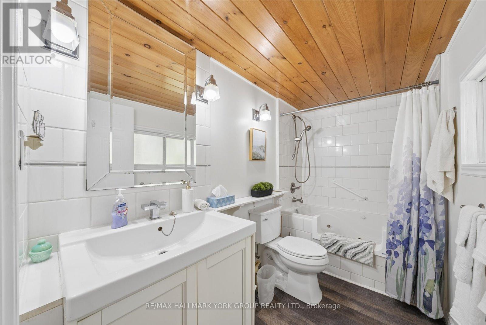 42 Connor Drive, Whitchurch-Stouffville, Ontario  L4A 7X3 - Photo 26 - N13154088