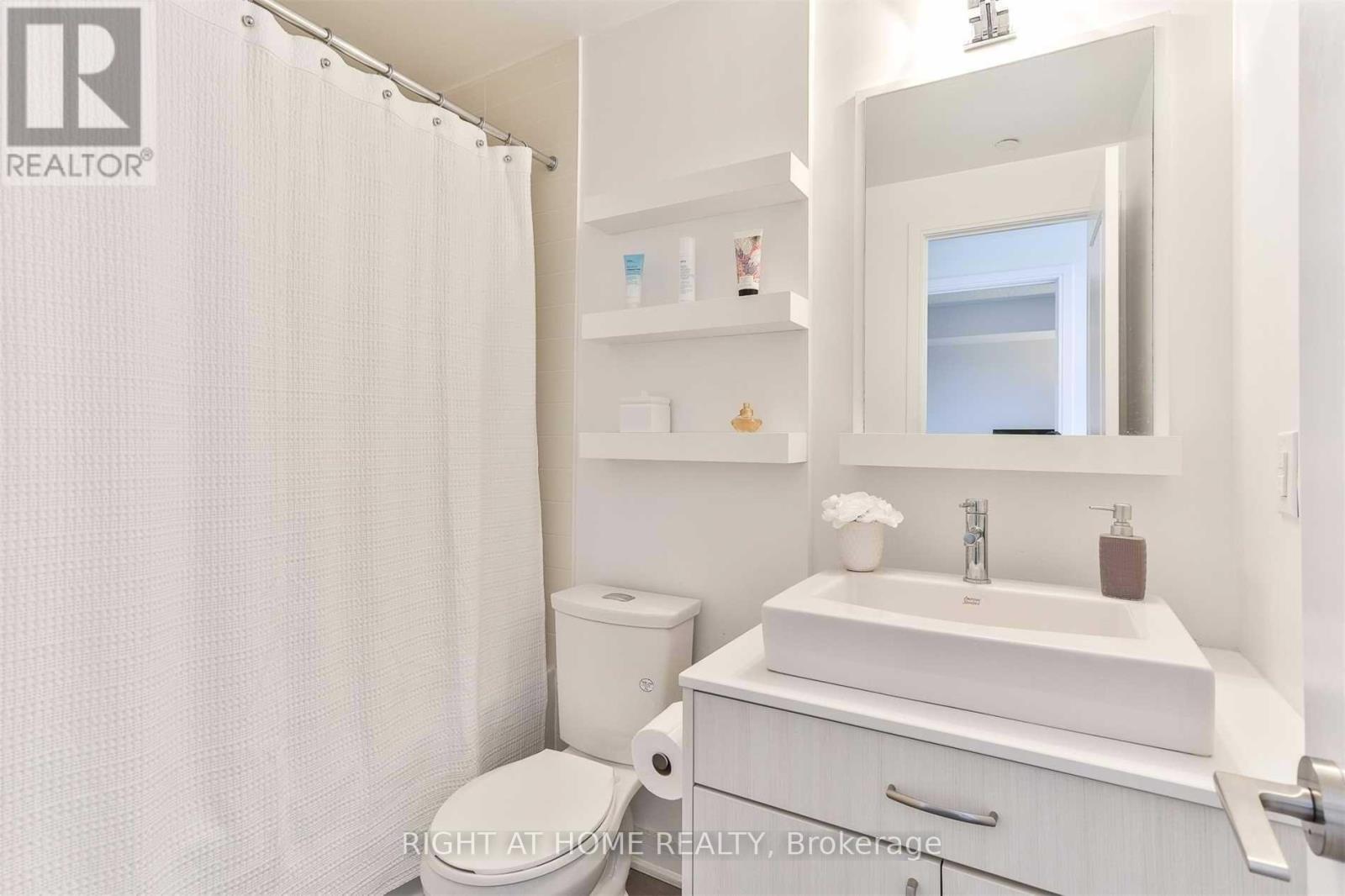 Se320 - 9199 Yonge Street, Richmond Hill, Ontario  L4C 1H7 - Photo 10 - N13154098