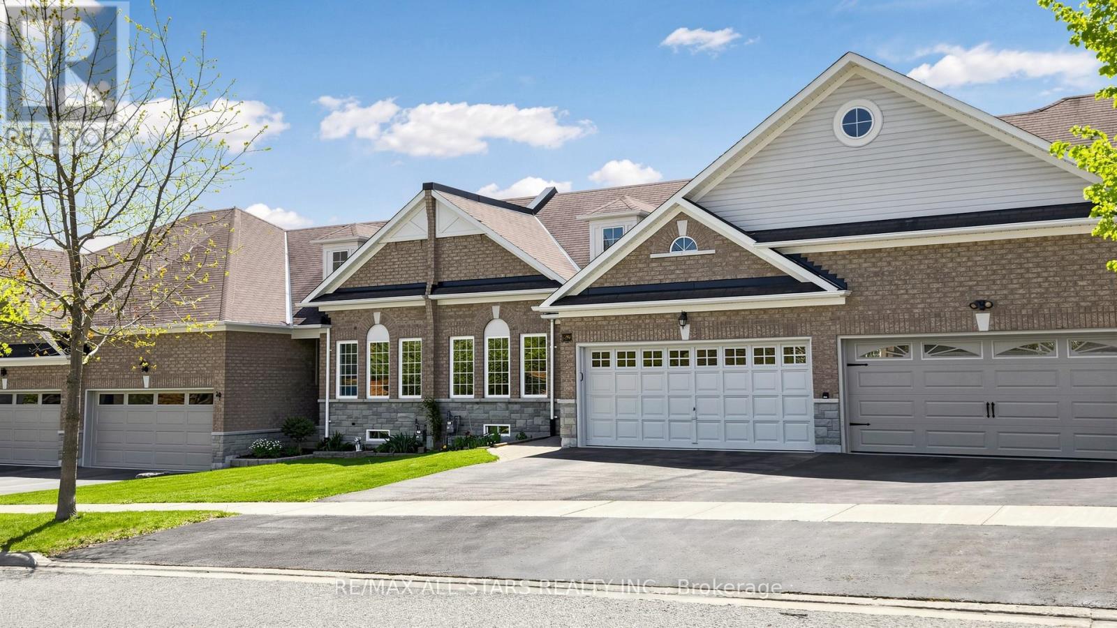 22 Geo Izatt Drive, Uxbridge, Ontario  L9P 0A4 - Photo 3 - N13154196