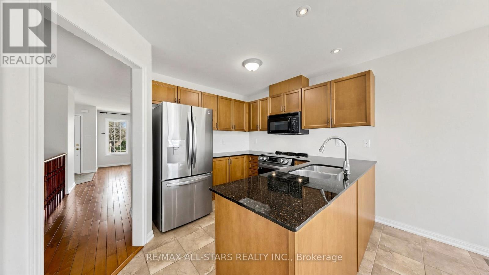 22 Geo Izatt Drive, Uxbridge, Ontario  L9P 0A4 - Photo 7 - N13154196