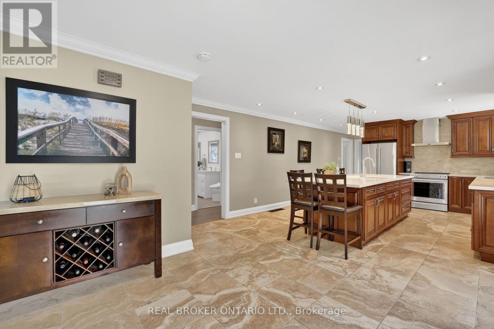 22213 Catering Road, East Gwillimbury, Ontario  L0G 1R0 - Photo 3 - N13154290