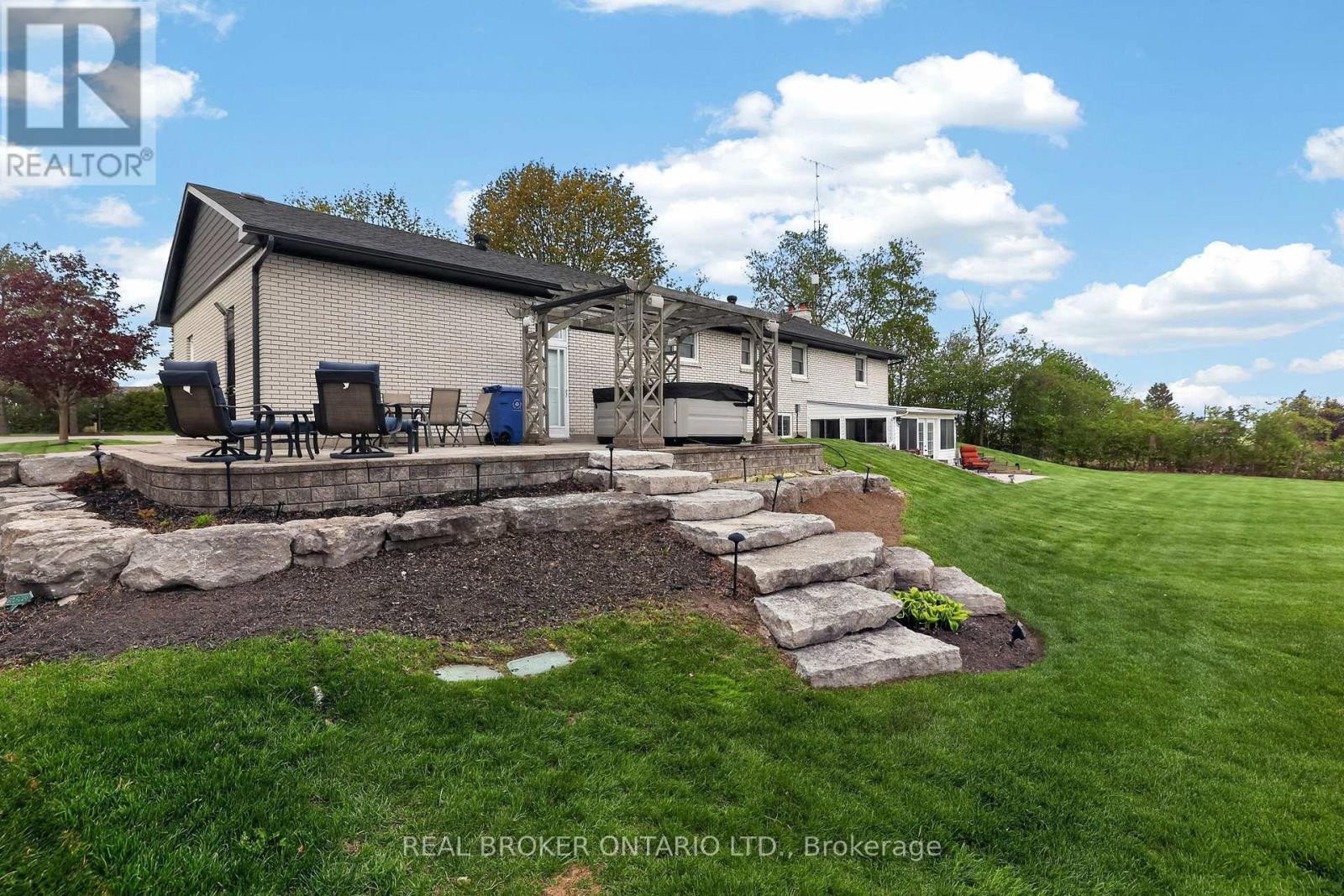 22213 Catering Road, East Gwillimbury, Ontario  L0G 1R0 - Photo 32 - N13154290
