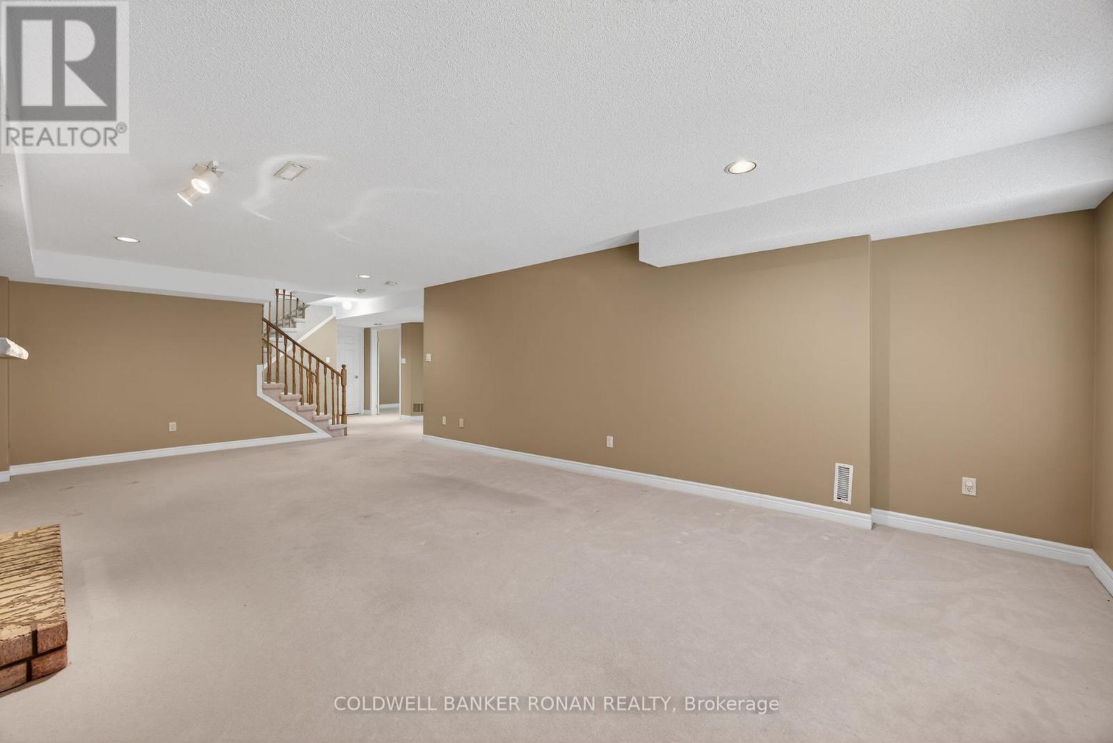14 Via Amici, New Tecumseth, Ontario  L9R 2B4 - Photo 38 - N13154292