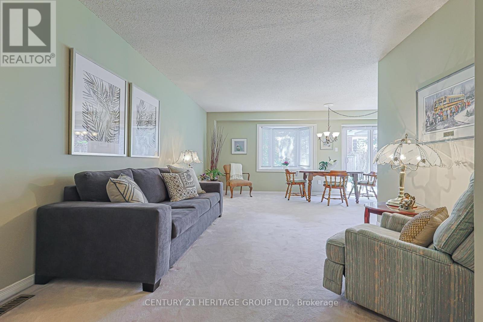 707 Caradonna Crescent, Newmarket, Ontario  L3X 1W5 - Photo 9 - N13154310