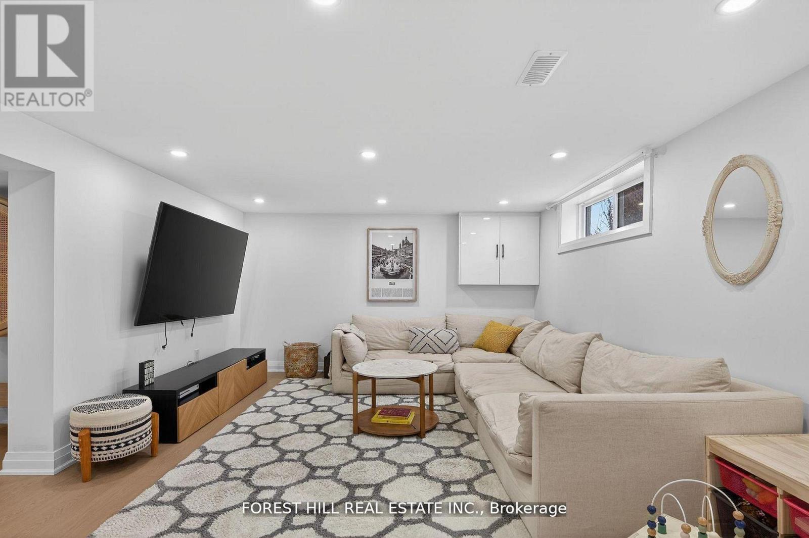 4 Holman Crescent, Aurora, Ontario  L4G 1Z9 - Photo 24 - N13154362