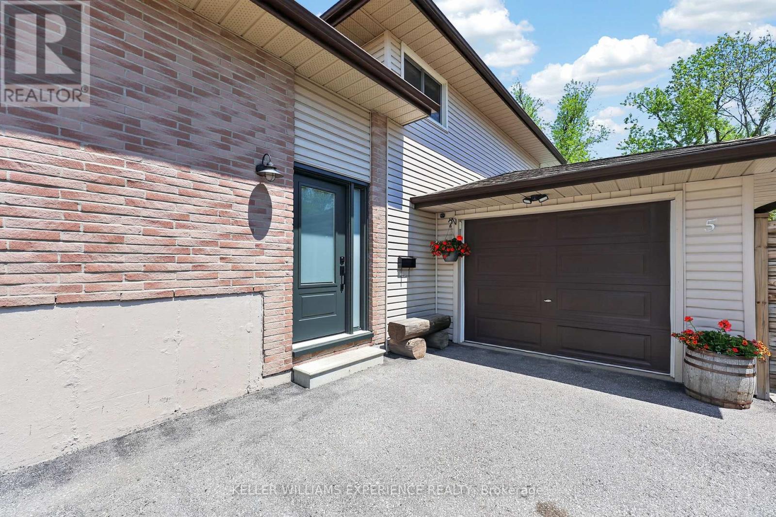 5 Atwood Court, Barrie, Ontario  L4N 4V3 - Photo 31 - S13153772