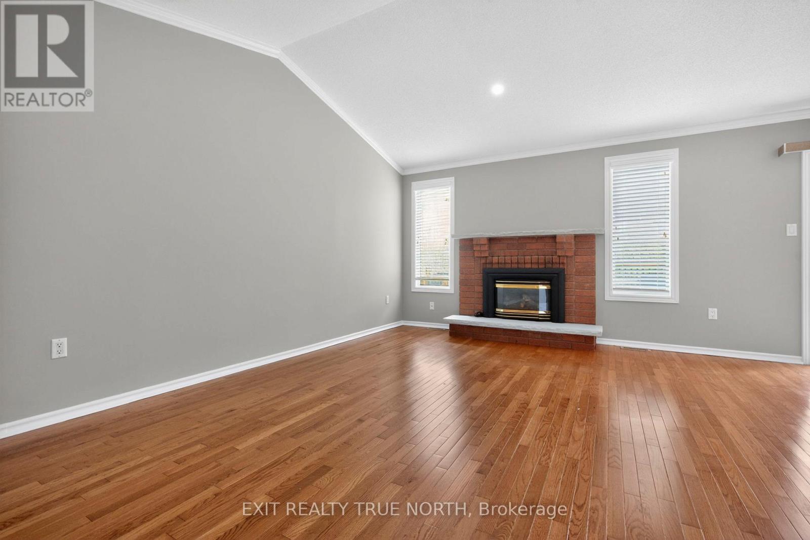 64 Gosney Crescent, Barrie, Ontario  L4N 6T7 - Photo 12 - S13153838