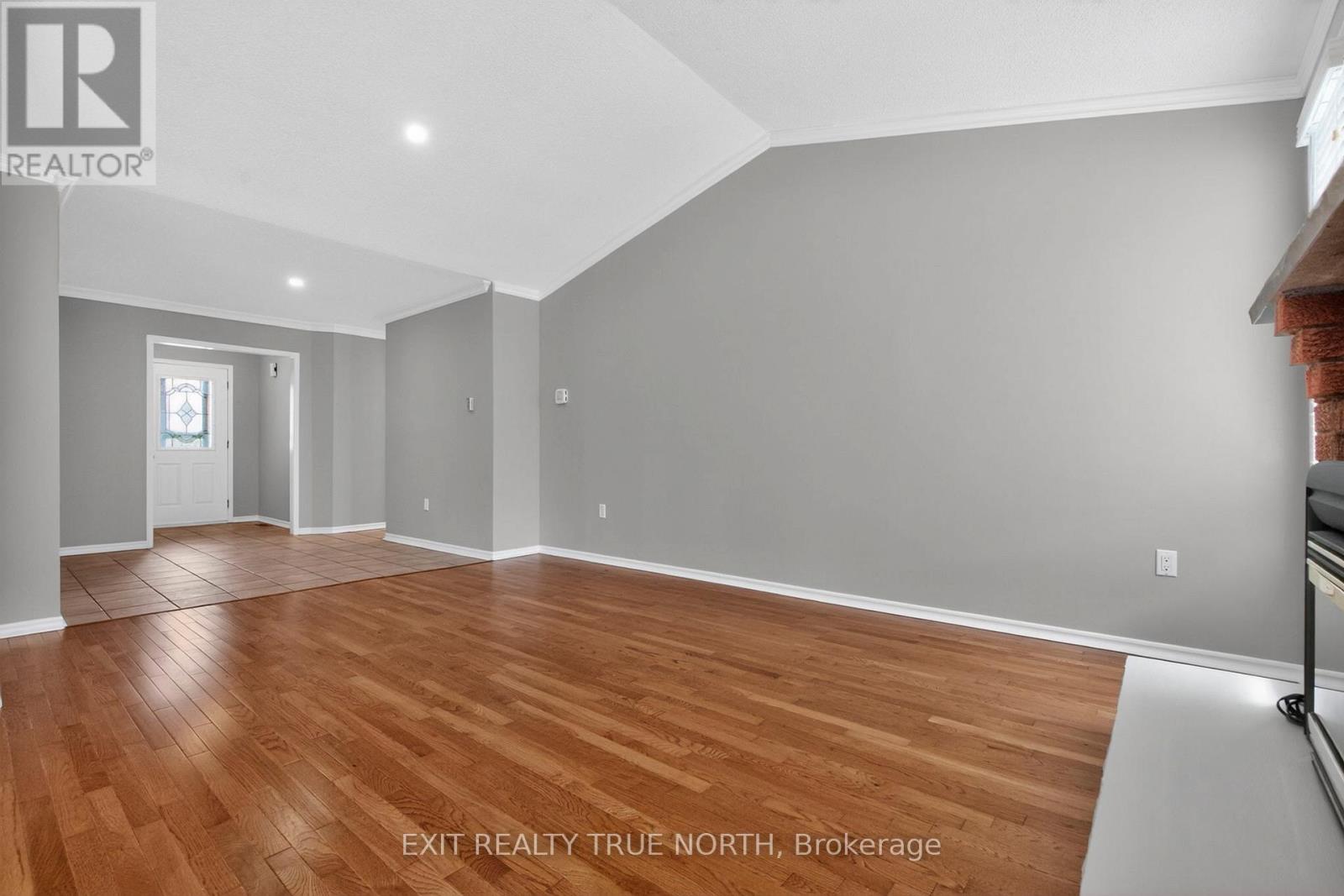 64 Gosney Crescent, Barrie, Ontario  L4N 6T7 - Photo 17 - S13153838