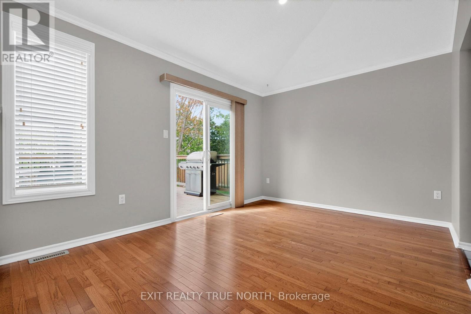 64 Gosney Crescent, Barrie, Ontario  L4N 6T7 - Photo 9 - S13153838