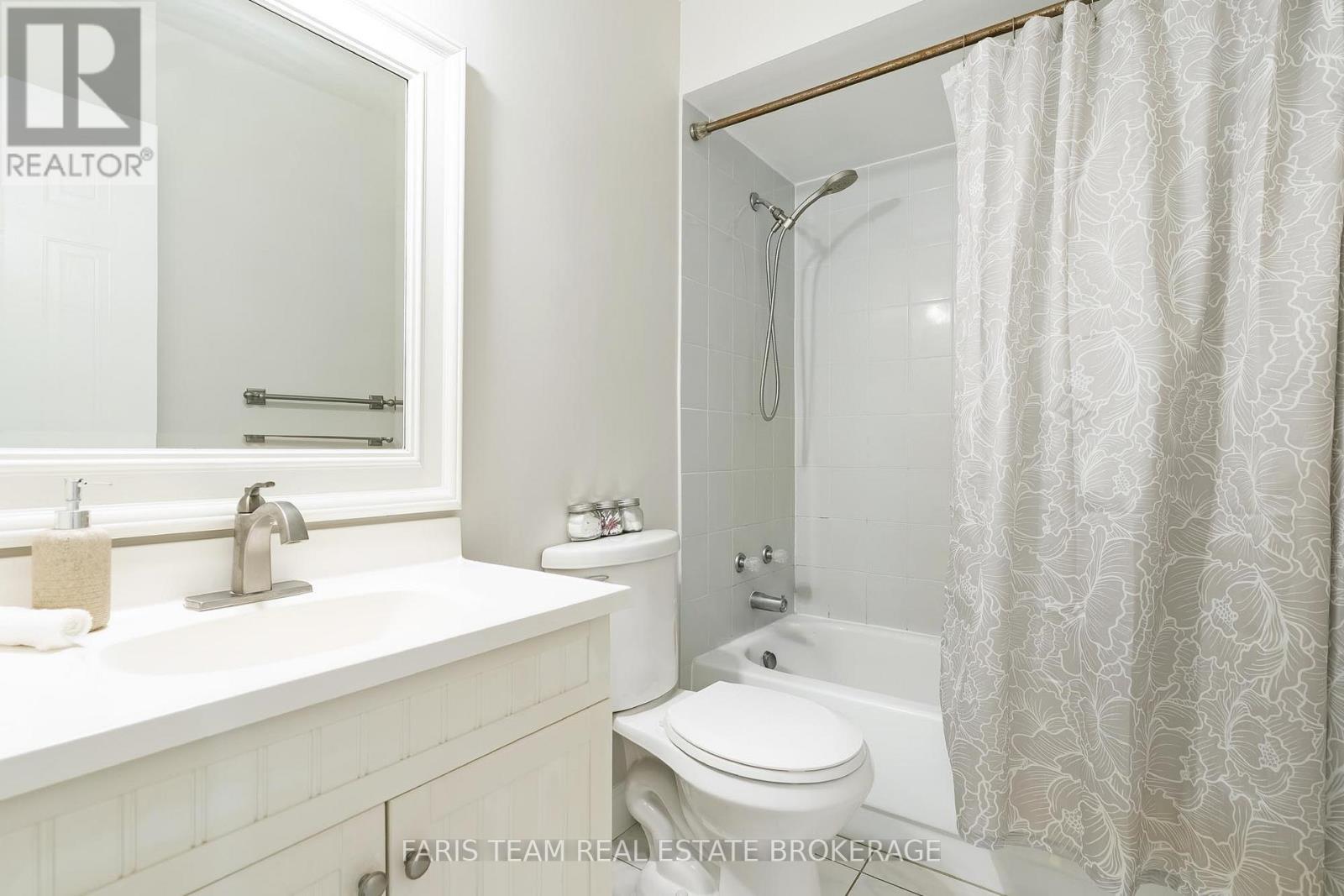64 - 165 Kozlov Street, Barrie, Ontario  L4N 7M7 - Photo 18 - S13154020