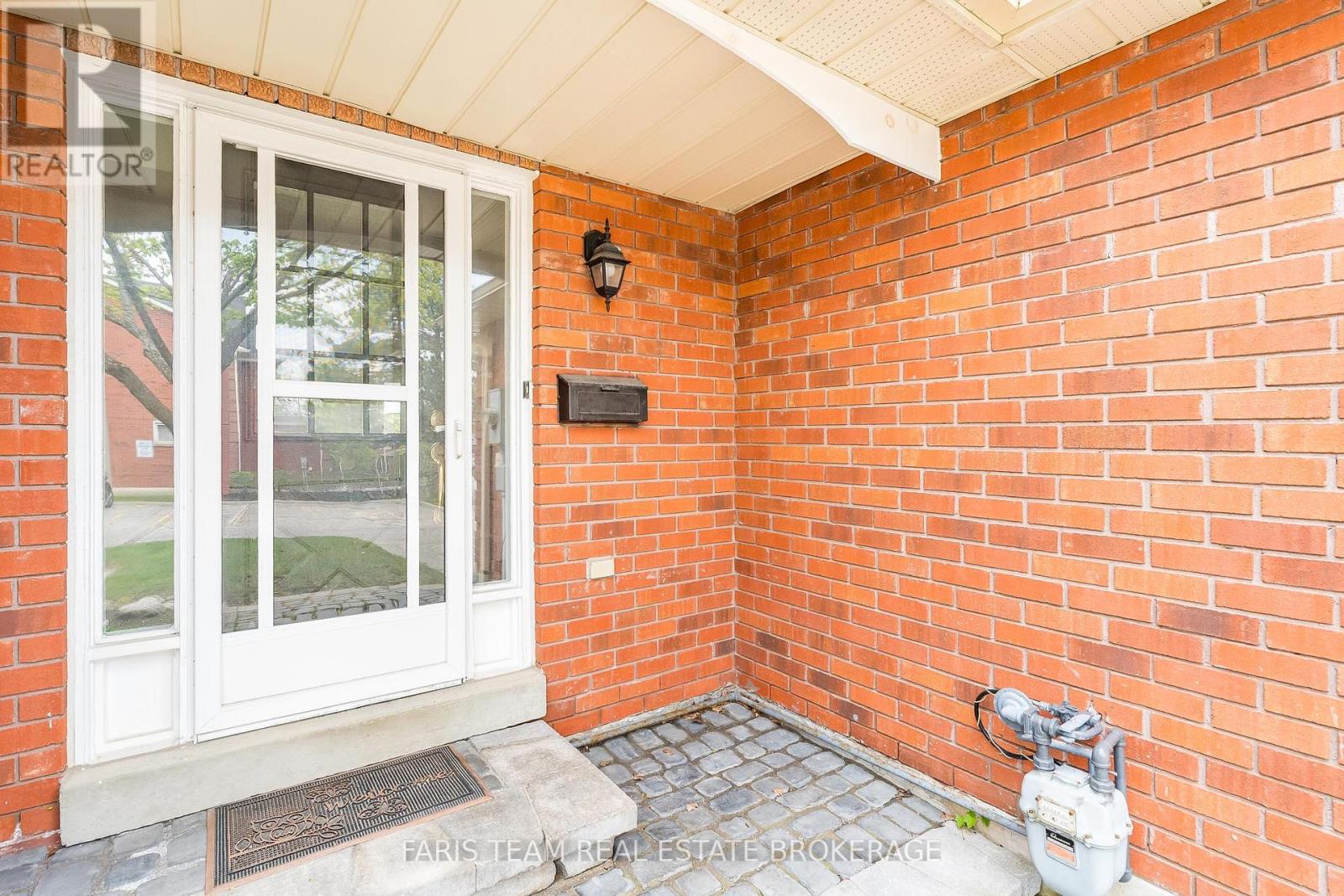 64 - 165 Kozlov Street, Barrie, Ontario  L4N 7M7 - Photo 3 - S13154020