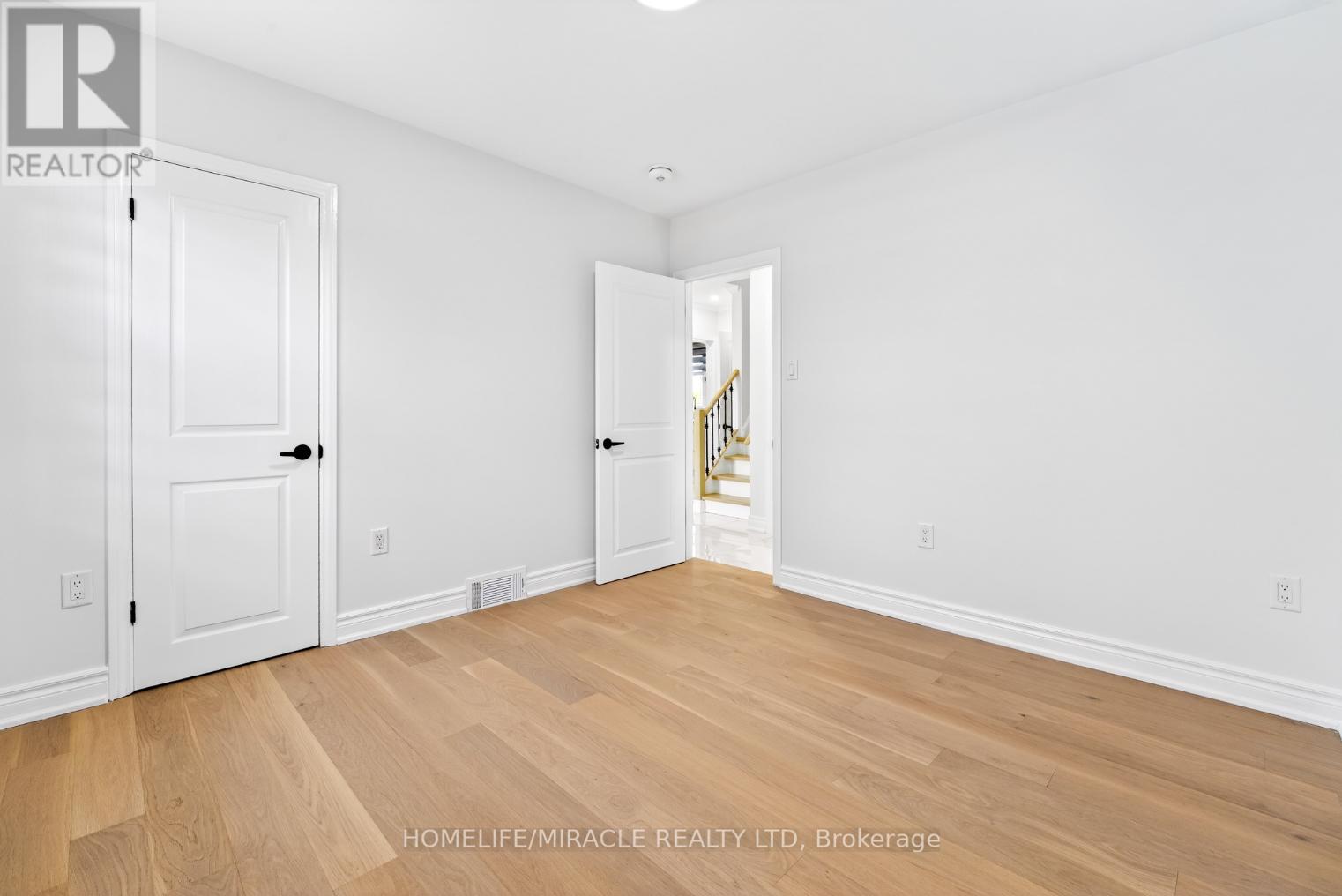 21 Gregory Street, Brampton, Ontario L6Y 1G2 - Photo 32 - W13081596
