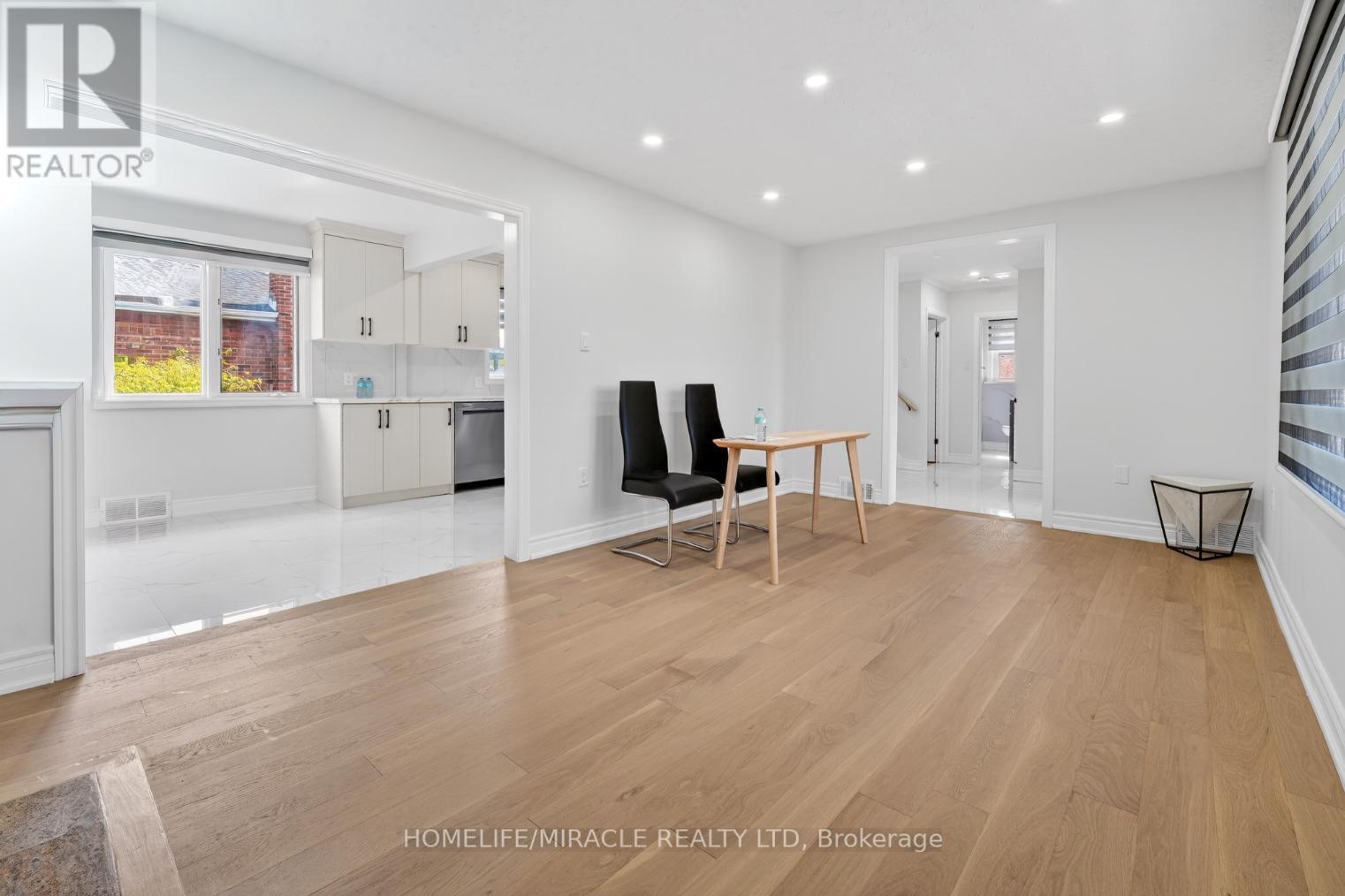 21 Gregory Street, Brampton, Ontario L6Y 1G2 - Photo 11 - W13081596