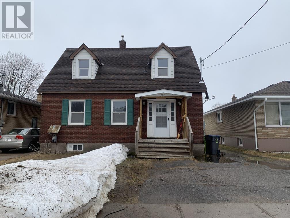 288 Patrick St, Sault Ste. Marie, Ontario  P6C 3Y8 - Photo 2 - SM260747
