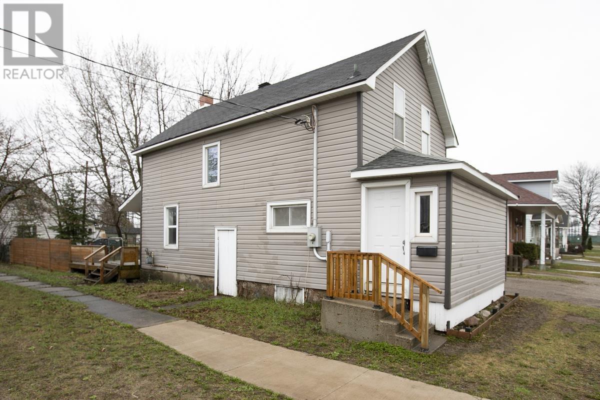 351 Bloor ST W, Sault Ste. Marie, Ontario
