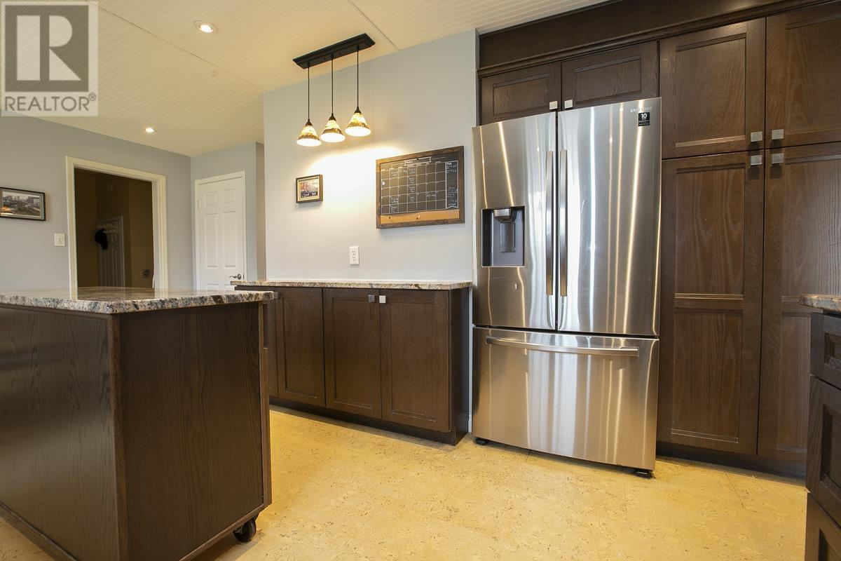 97 Greenview Ln, Sault Ste. Marie, Ontario  P6A 6K8 - Photo 19 - SM260913
