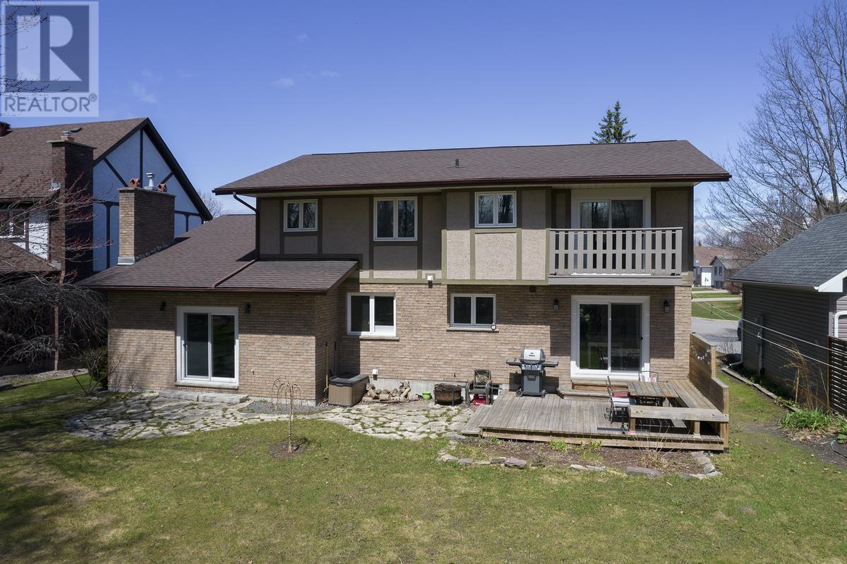 97 Greenview Ln, Sault Ste. Marie, Ontario  P6A 6K8 - Photo 4 - SM260913