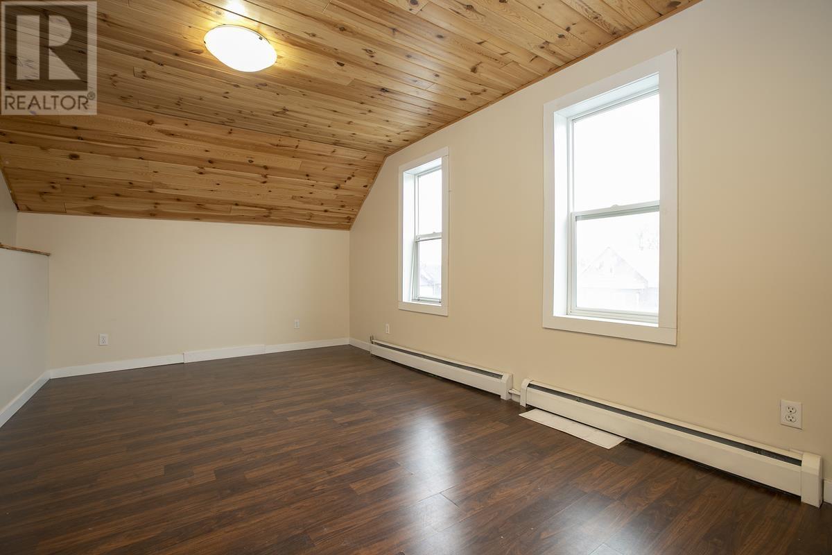 351 Bloor St W, Sault Ste. Marie, Ontario  P6C 1J6 - Photo 46 - SM260875