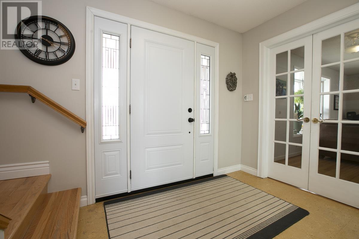 97 Greenview Ln, Sault Ste. Marie, Ontario  P6A 6K8 - Photo 7 - SM260913