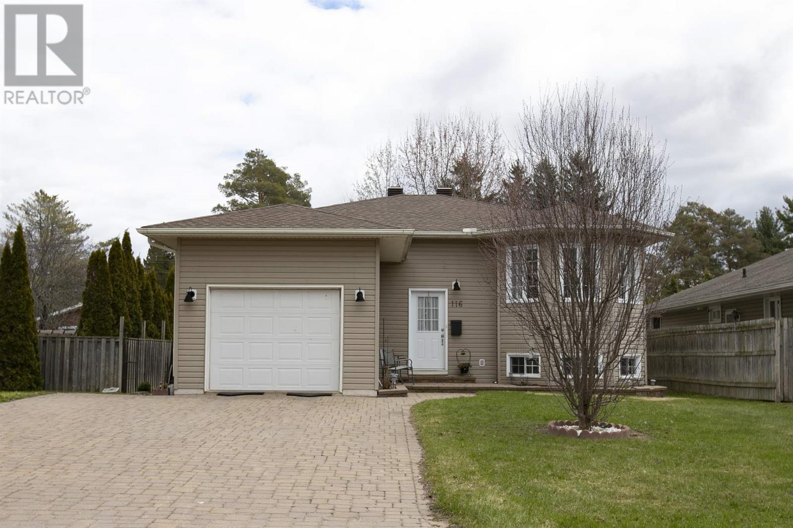 116 Willowdale ST, Sault Ste. Marie, Ontario