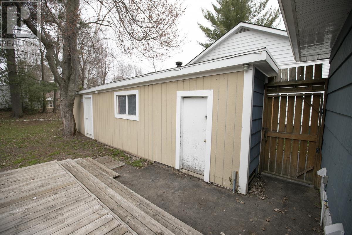 85 Shannon Rd, Sault Ste. Marie, Ontario  P6A 4J6 - Photo 6 - SM261053
