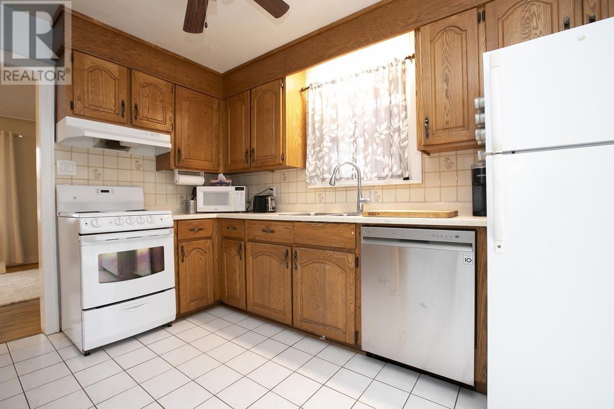 85 Shannon Rd, Sault Ste. Marie, Ontario  P6A 4J6 - Photo 19 - SM261053