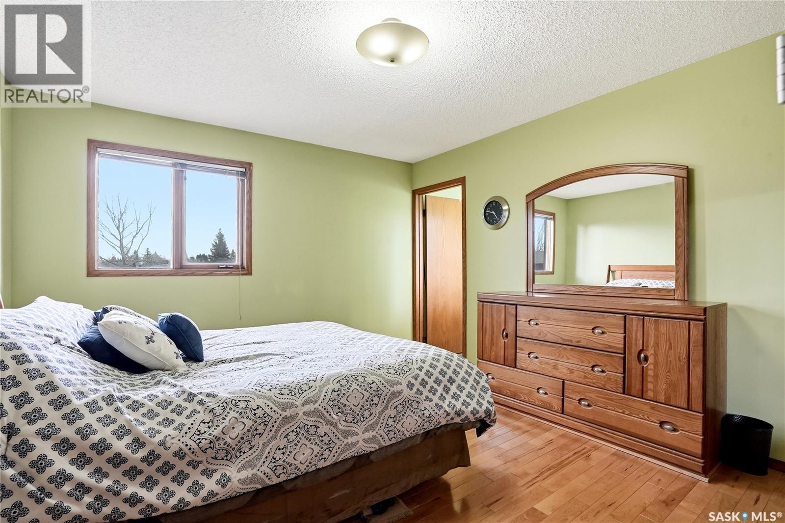 540 Nesslin Crescent, Saskatoon, Saskatchewan S7J 4V5 - Photo 31 - SK036117