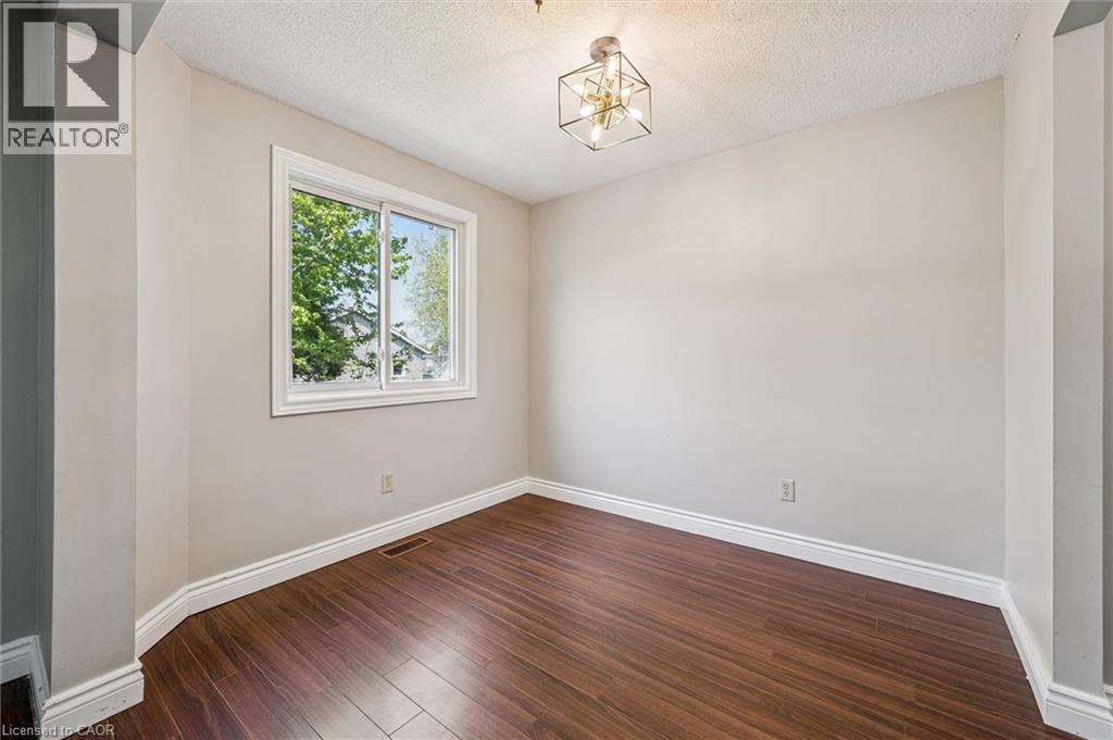 189 Middlebury Drive, Waterloo, Ontario  N2T 2H8 - Photo 10 - 40832153