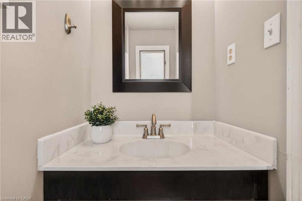 1675 Upper Gage Avenue Unit# 31, Hamilton, Ontario  L8W 3R8 - Photo 6 - 40832083