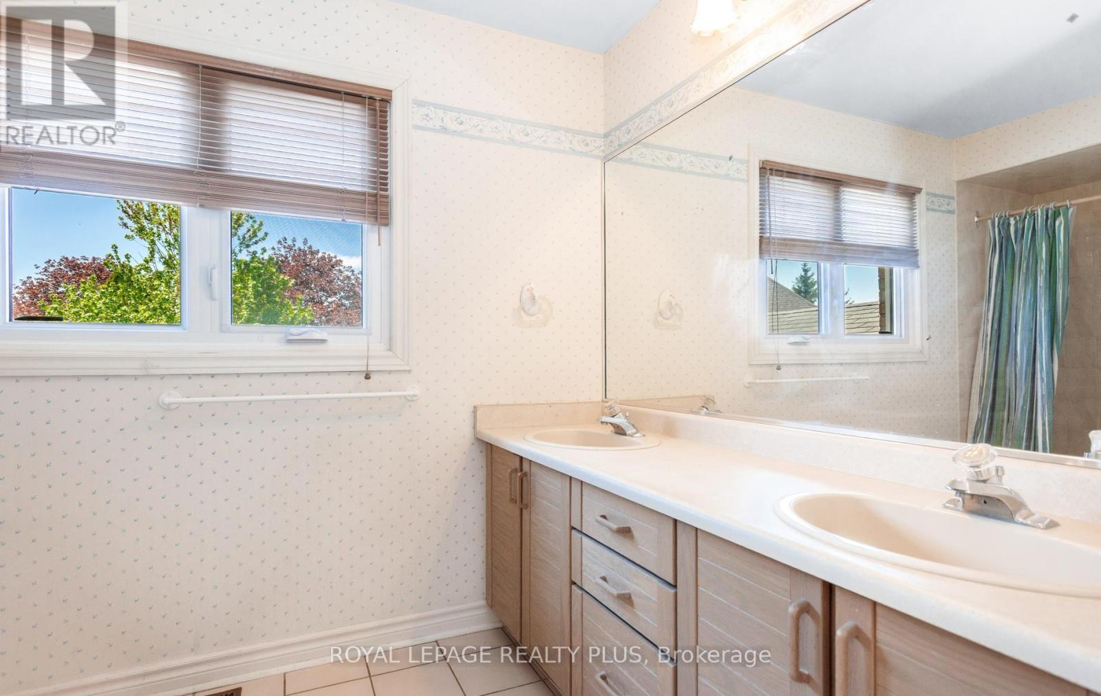 1491 The Links Drive, Oakville, Ontario  L6M 2P2 - Photo 31 - W13153784