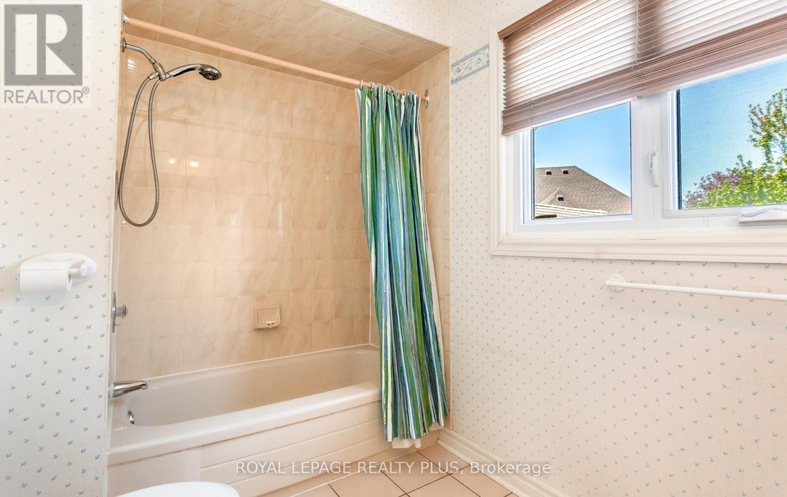 1491 The Links Drive, Oakville, Ontario  L6M 2P2 - Photo 32 - W13153784