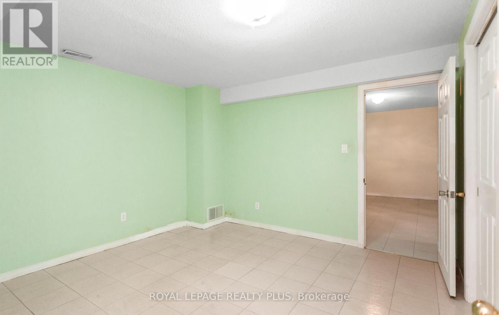 1491 The Links Drive, Oakville, Ontario  L6M 2P2 - Photo 42 - W13153784