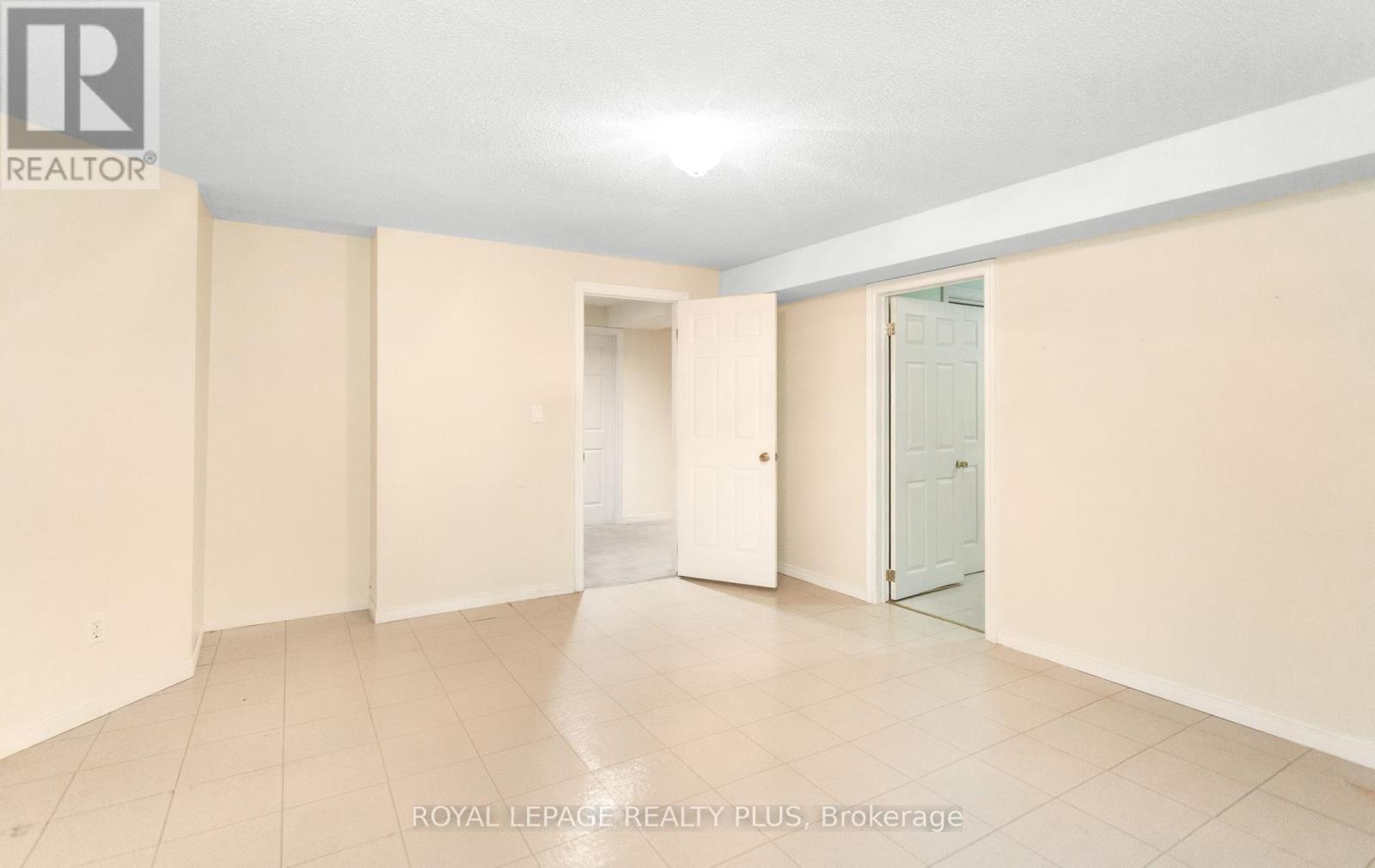1491 The Links Drive, Oakville, Ontario  L6M 2P2 - Photo 44 - W13153784
