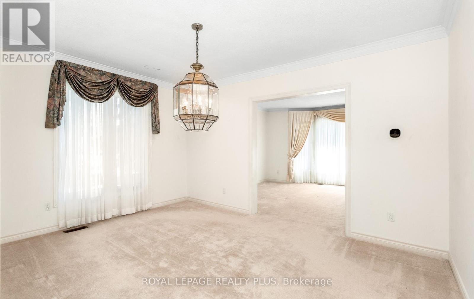 1491 The Links Drive, Oakville, Ontario  L6M 2P2 - Photo 7 - W13153784