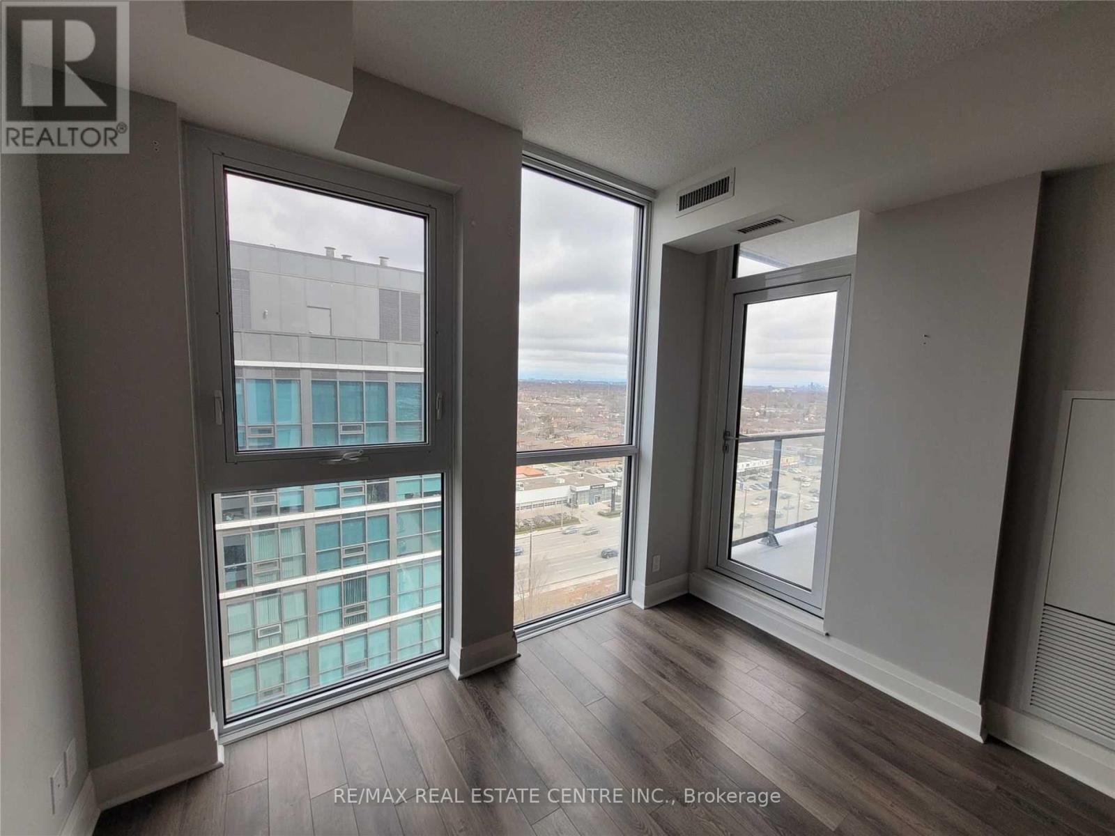 1202 - 17 Zorra Street, Toronto, Ontario  M8Z 4Z6 - Photo 7 - W13153812
