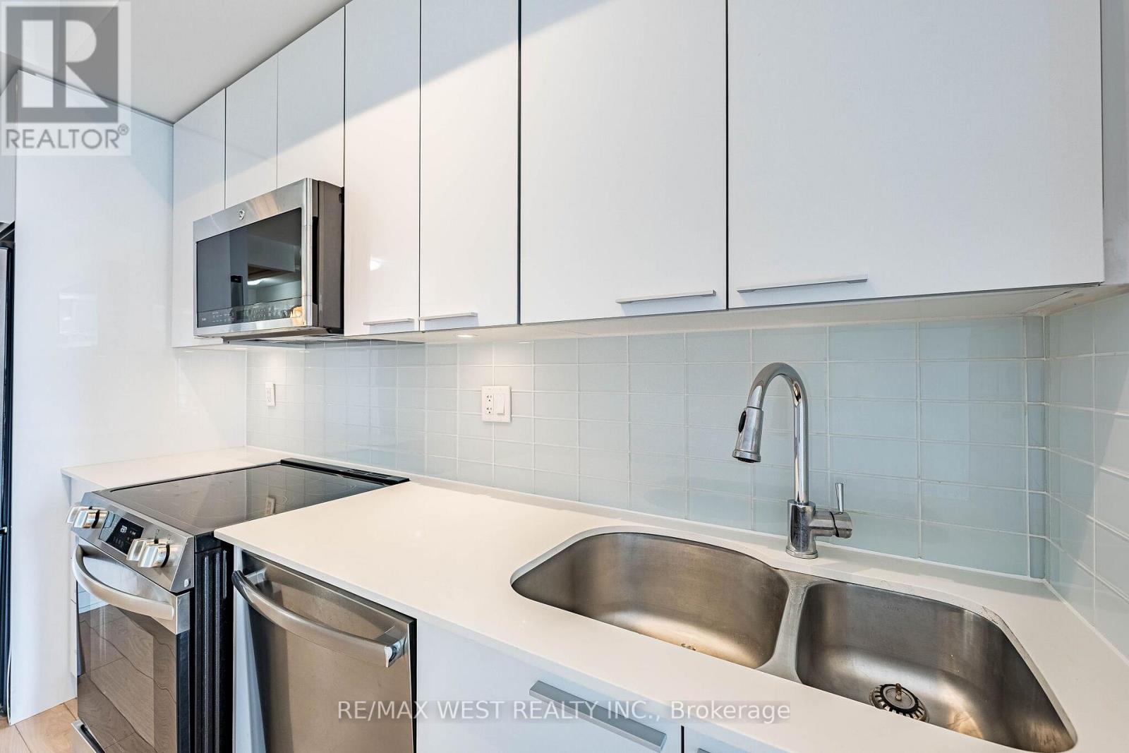 602 - 10 Park Lawn Road, Toronto, Ontario M8V 0H9 - Photo 16 - W13153866