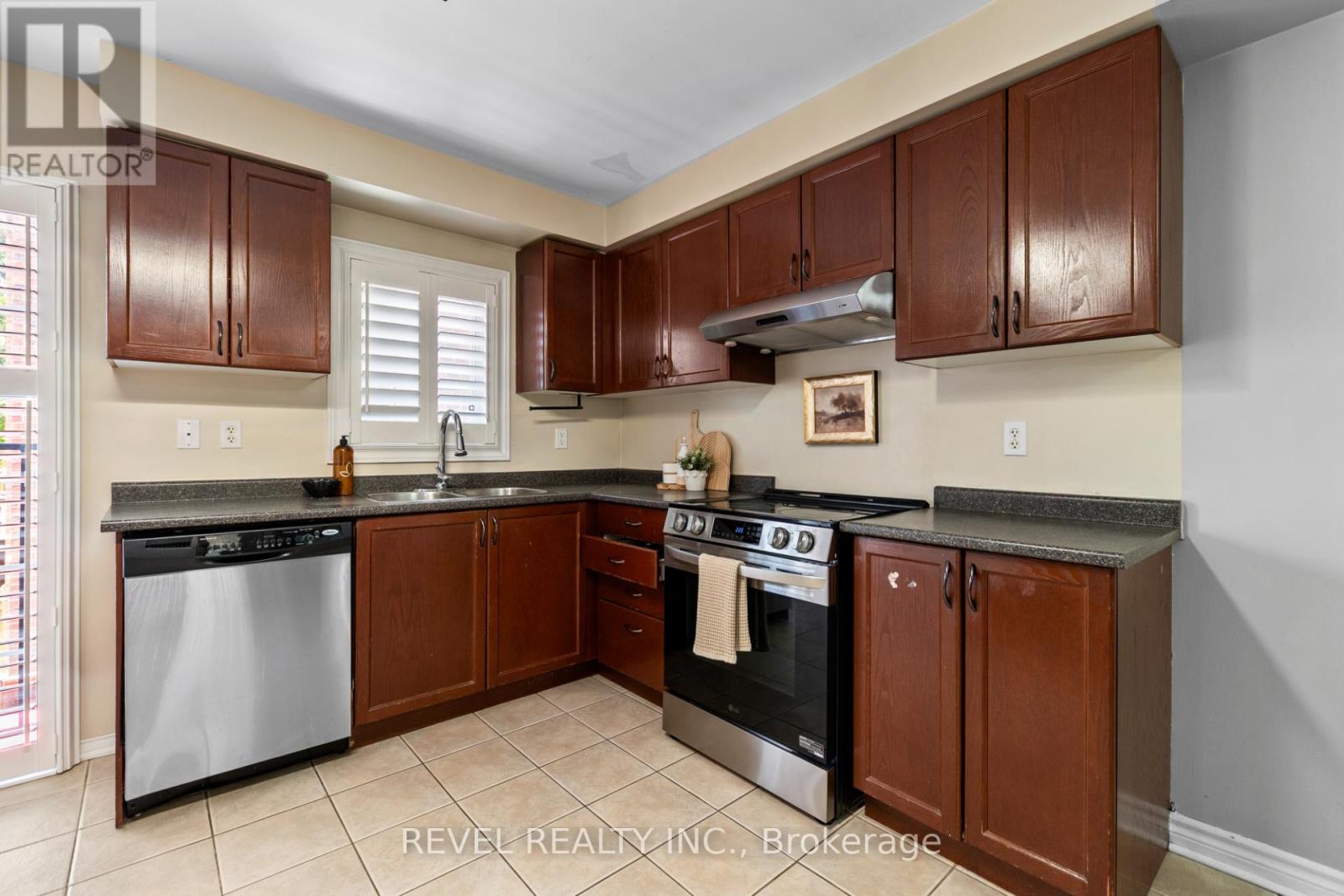 44 Denison Avenue, Brampton, Ontario  L6X 0H1 - Photo 11 - W13153874