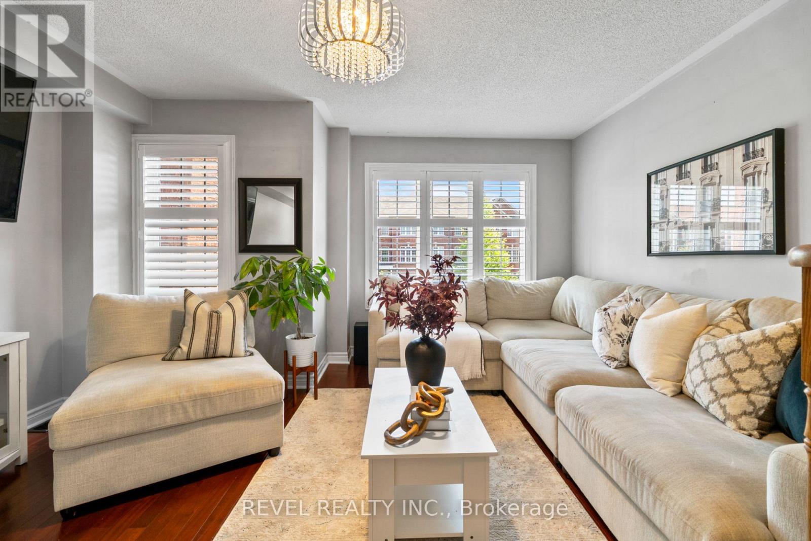 44 Denison Avenue, Brampton, Ontario  L6X 0H1 - Photo 8 - W13153874