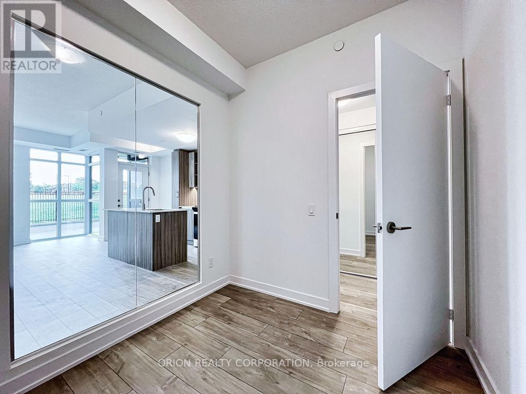 131 - 251 Manitoba Street, Toronto, Ontario  M8Y 1C9 - Photo 11 - W13153884