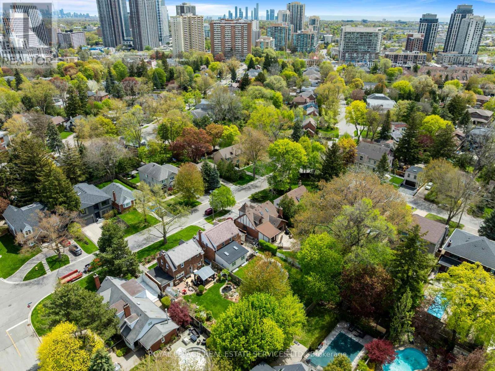 28 Holloway Road, Toronto, Ontario  M9A 1G1 - Photo 30 - W13154070