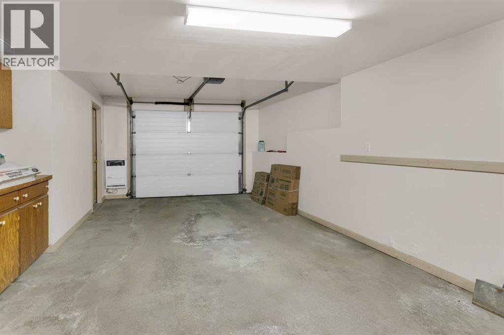 675 Regal Park NE, Calgary, Alberta  T2E 0S6 - Photo 27 - A2311479