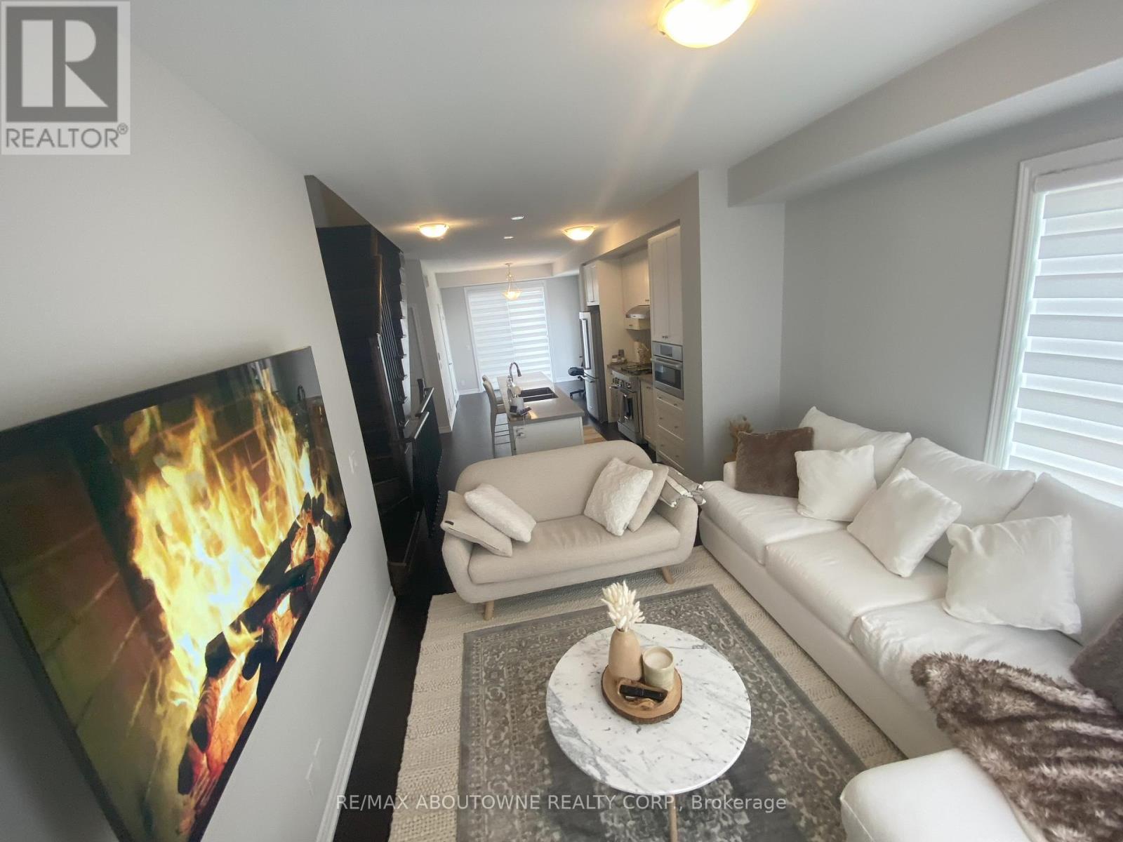 8 - 348 Wheat Boom Drive, Oakville, Ontario  L6H 3V6 - Photo 7 - W13154152