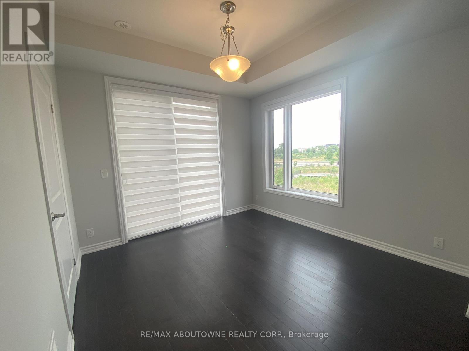 8 - 348 Wheat Boom Drive, Oakville, Ontario  L6H 3V6 - Photo 9 - W13154152