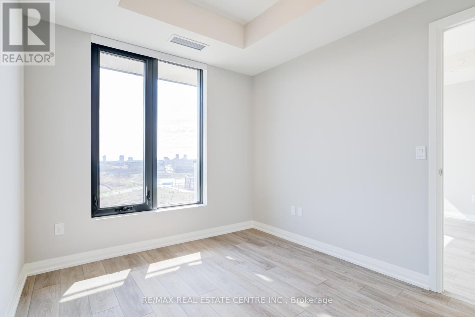 1110 - 3006 William Cutmore Boulevard, Oakville, Ontario  L6H 8A4 - Photo 18 - W13154158