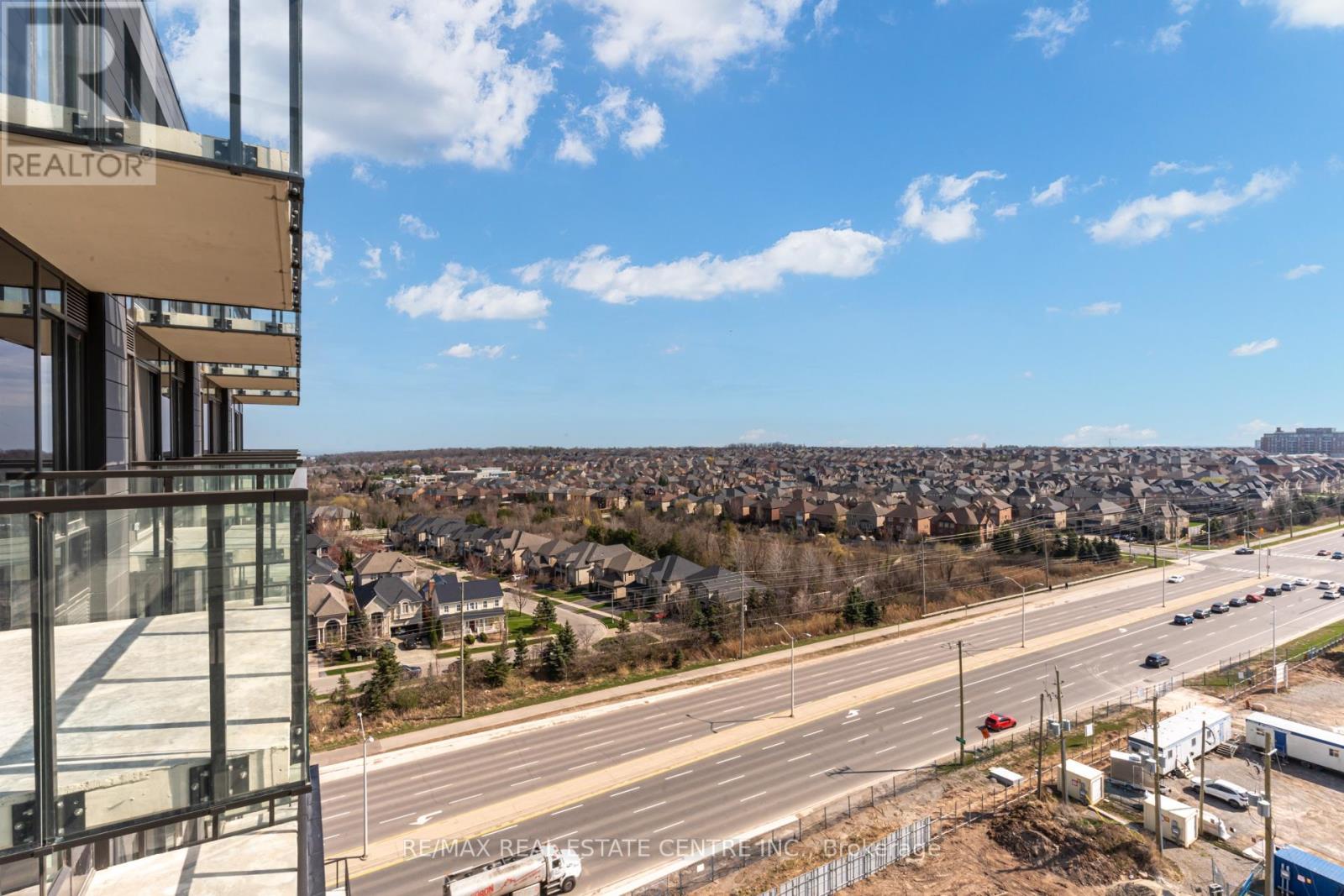 1110 - 3006 William Cutmore Boulevard, Oakville, Ontario  L6H 8A4 - Photo 30 - W13154158